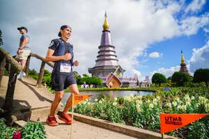 BIB: 6240
                            <button type="button" onclick="openModal(19227895)" class="btn btn-primary btn-sm float-right btn-popup" data-toggle="modal" data-target=".modal-high-quality">
                        <i class="fas fa-shopping-cart"></i> Add to Cart
                    </button>
                                            <button type="button" onclick="isThisMe(19227895, true)" class="btn btn-success btn-sm float-right btn-popup btn-isme hidden" data-toggle="tooltip" data-placement="bottom" title="นี่คือรูปของคุณใช่ไหม คลิกที่นี่เพื่อเอาเข้าอัลบั้ม">
                        <i class="fas fa-plus"></i> Add to album
                    </button>
                    <button type="button" onclick="isThisMe(19227895, false)" class="btn btn-warning btn-sm float-right btn-popup btn-isnotme hidden">
                        <i class="fas fa-ban"></i> Remove from album
                    </button>